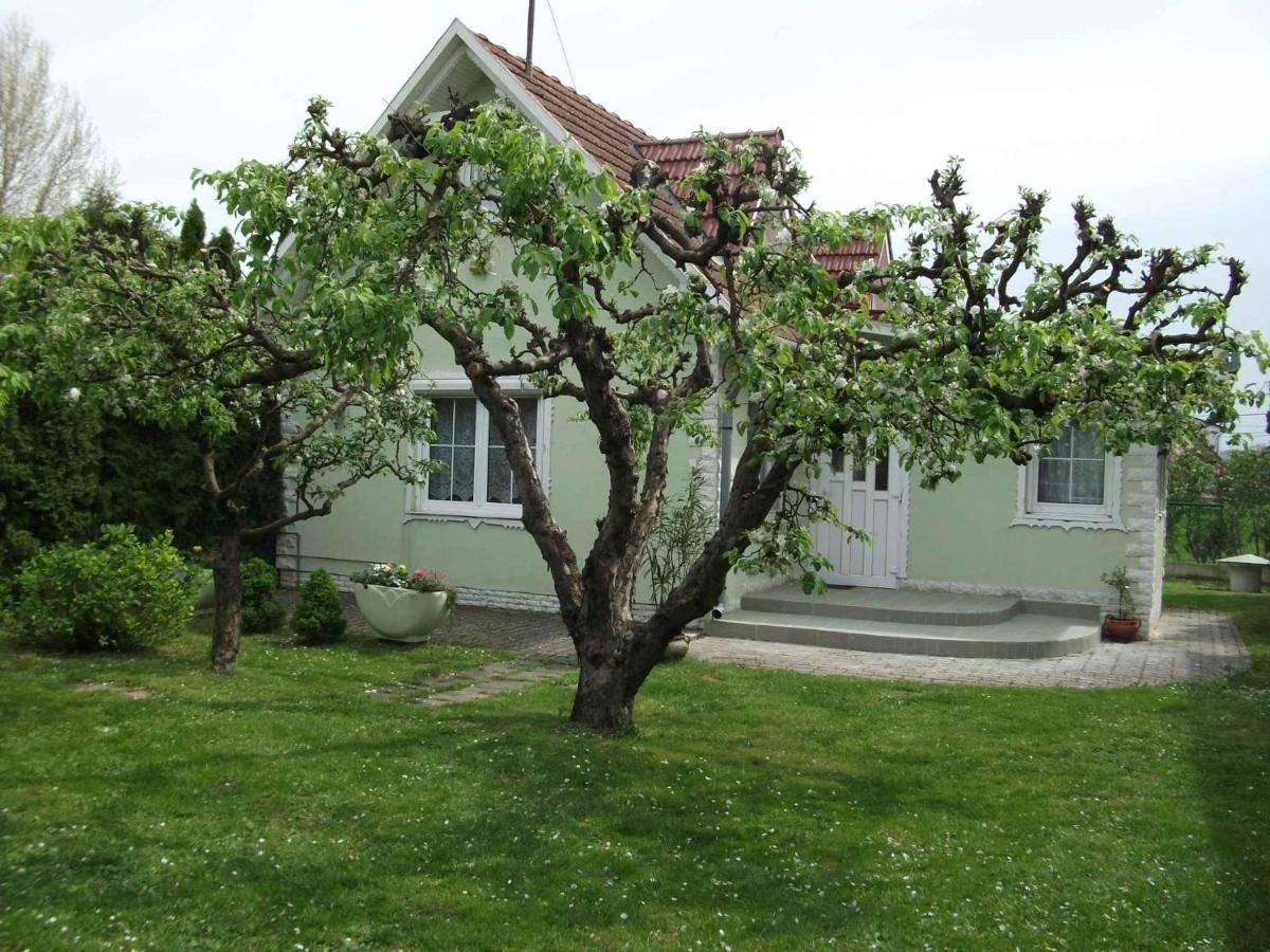 Holiday Home Balatonlelle/Balaton 19117 외부 사진